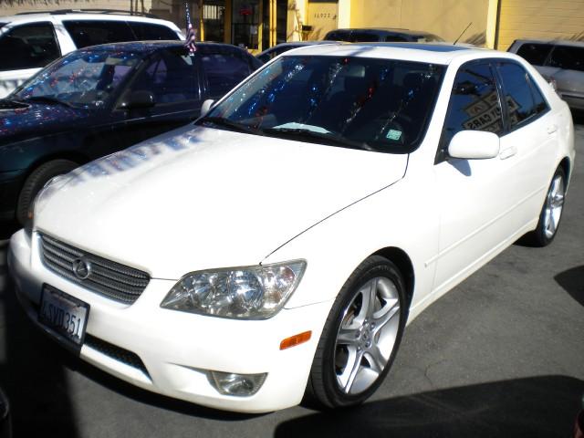 Lexus IS 300 Unknown Sedan