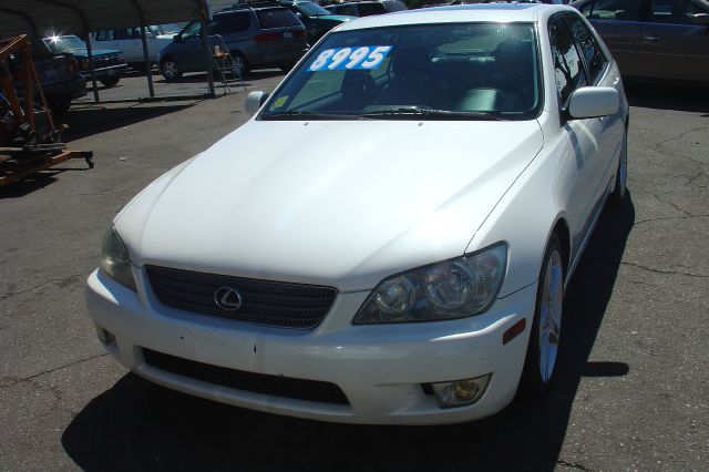 Lexus IS 300 2001 photo 1