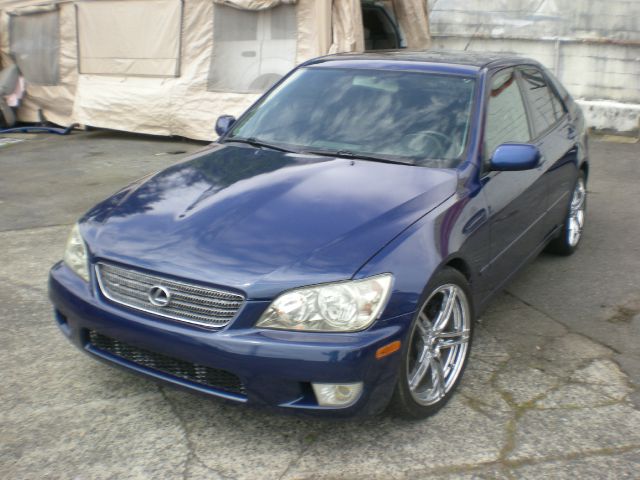 Lexus IS 300 2001 photo 10