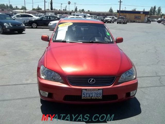 Lexus IS 300 2001 photo 4