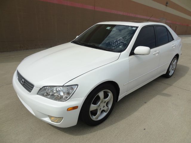 Lexus IS 300 2001 photo 19