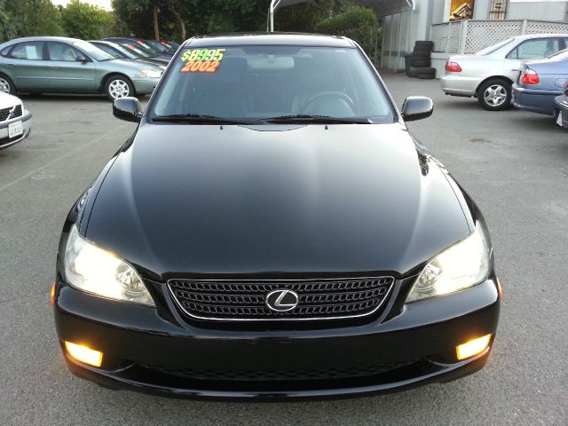 Lexus IS 300 2002 photo 3