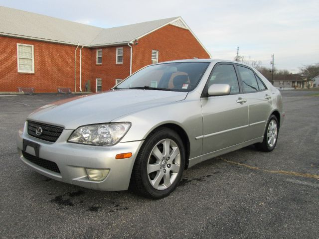 Lexus IS 300 2002 photo 4