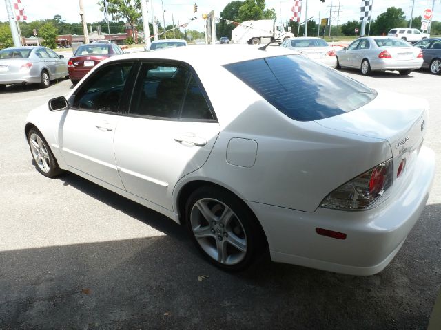 Lexus IS 300 2002 photo 18