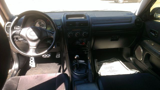 Lexus IS 300 2002 photo 2