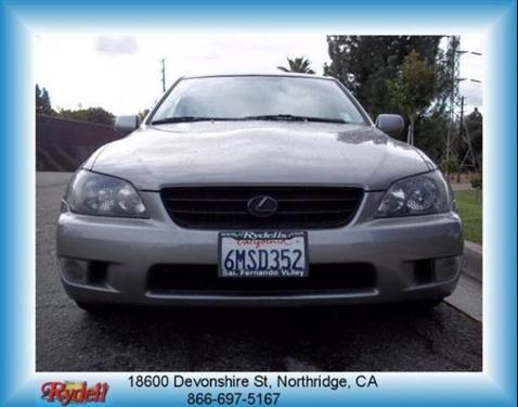 Lexus IS 300 2003 photo 2