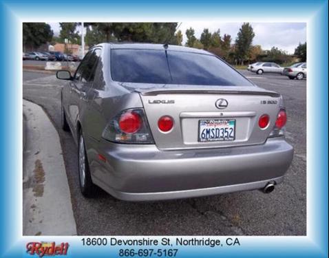 Lexus IS 300 2003 photo 3