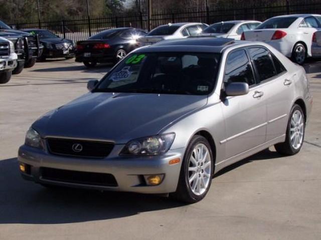 Lexus IS 300 4dr Sdn I4 SE-R Sedan