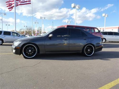 Lexus IS 300 2003 photo 1