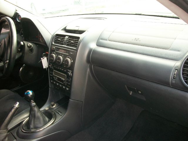 Lexus IS 300 2003 photo 1