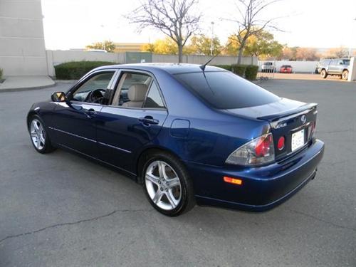 Lexus IS 300 2004 photo 3