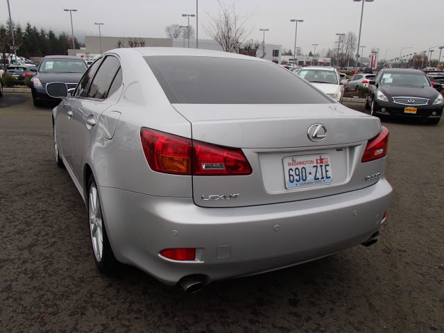 Lexus IS 350 2006 photo 2