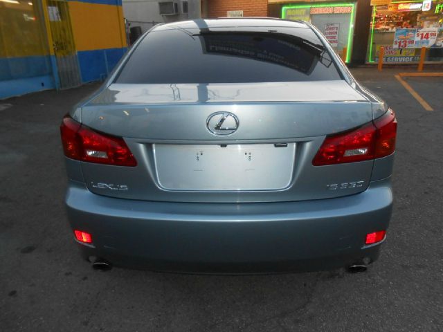 Lexus IS 350 2006 photo 2