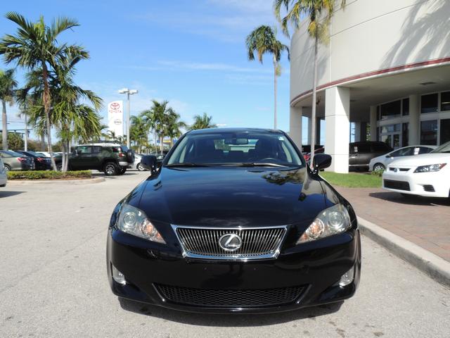 Lexus IS 350 2008 photo 3