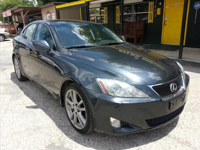 Lexus IS 350 2008 photo 2