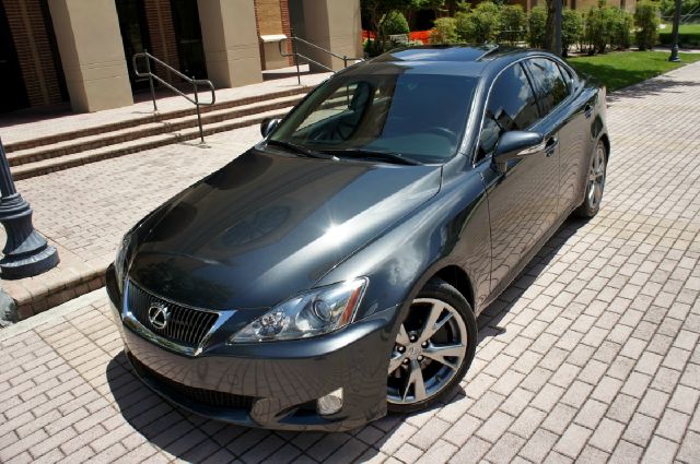 Lexus IS 350 2010 photo 4