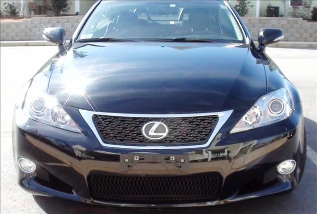 Lexus IS 350C 2010 photo 4