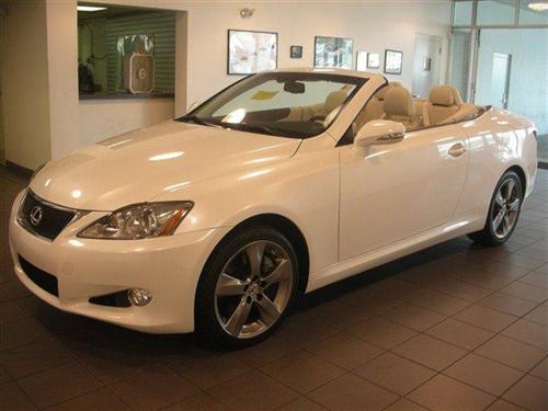 Lexus IS 350C 2010 photo 0