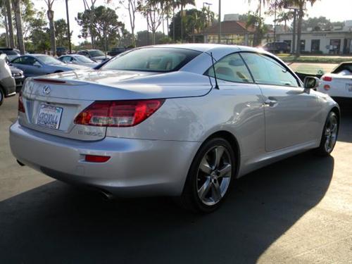 Lexus IS 350C 2010 photo 4