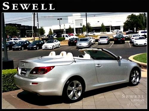 Lexus IS 350C 2010 photo 1