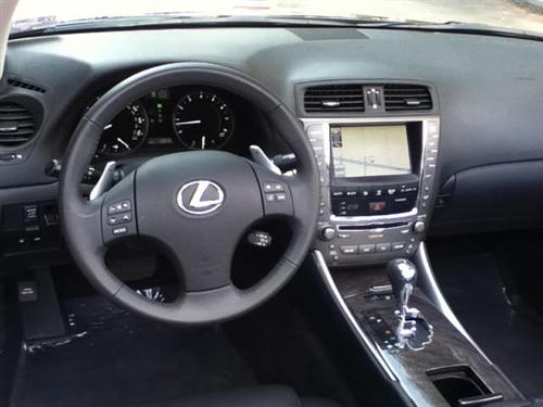 Lexus IS 350C 2010 photo 4