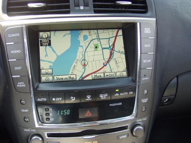 Lexus IS 350C 2010 photo 5