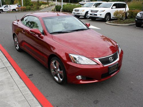 Lexus IS 350C 2010 photo 2