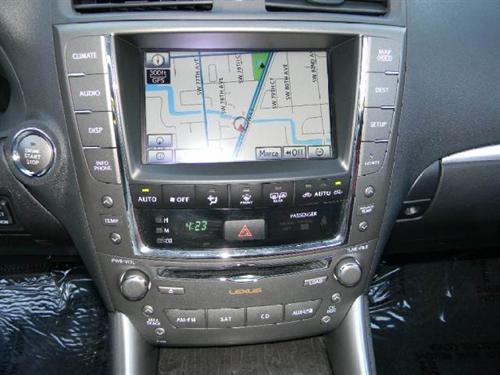 Lexus IS 350C 2011 photo 3