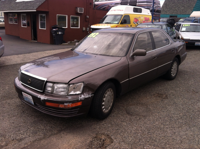 Lexus LS 400 1992 photo 2