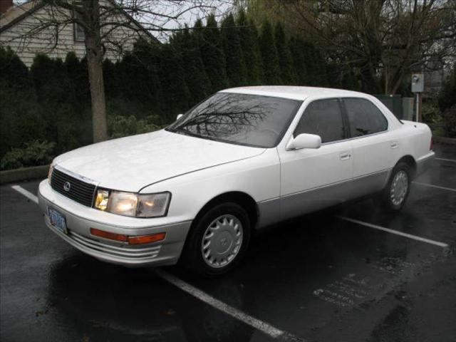 Lexus LS 400 Rengency Conversion Sedan