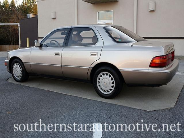 Lexus LS 400 1992 photo 1