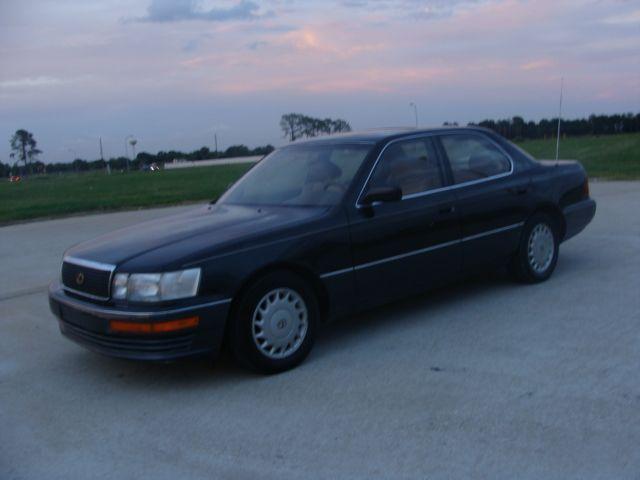 Lexus LS 400 1992 photo 1