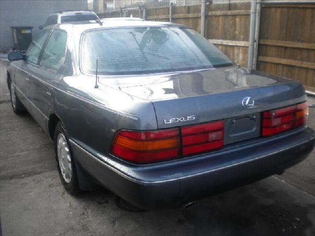 Lexus LS 400 1992 photo 3