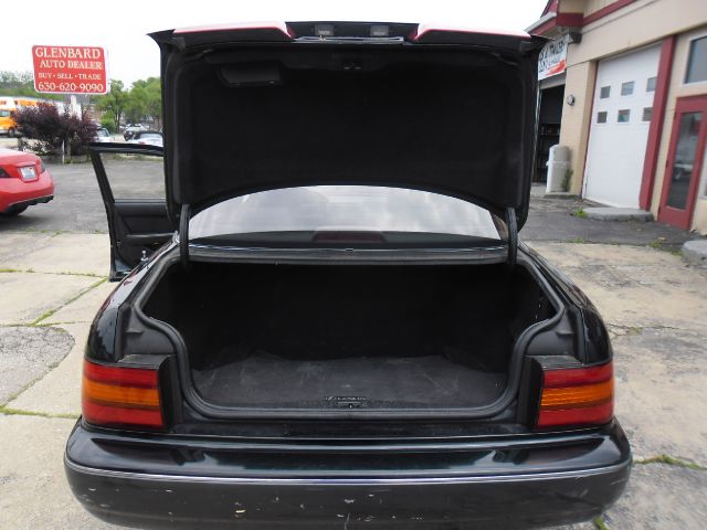 Lexus LS 400 1993 photo 4