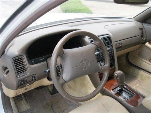 Lexus LS 400 1994 photo 2