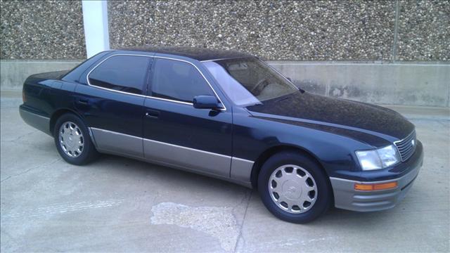 Lexus LS 400 1996 photo 1