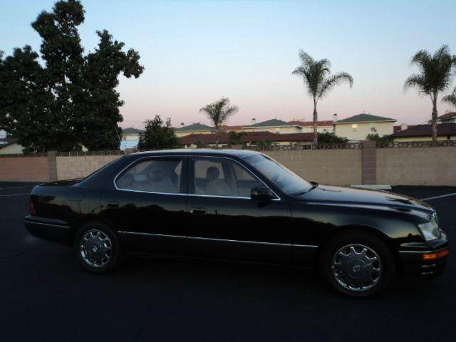 Lexus LS 400 1996 photo 1