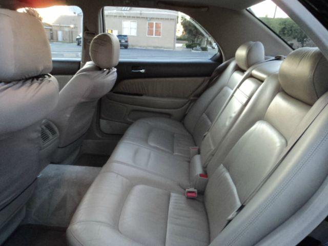 Lexus LS 400 1996 photo 5