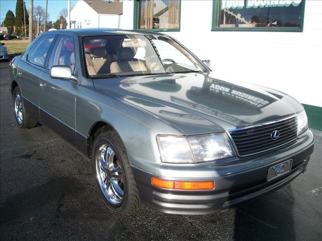 Lexus LS 400 SE Sedan Sedan