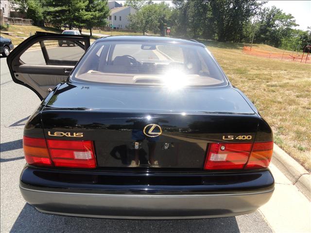 Lexus LS 400 1997 photo 5