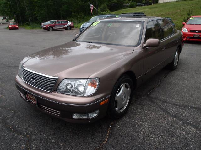 Lexus LS 400 Unknown Sedan