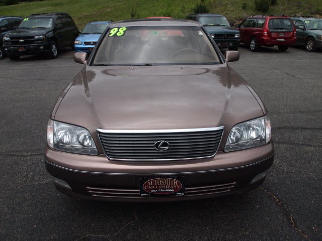 Lexus LS 400 1998 photo 1