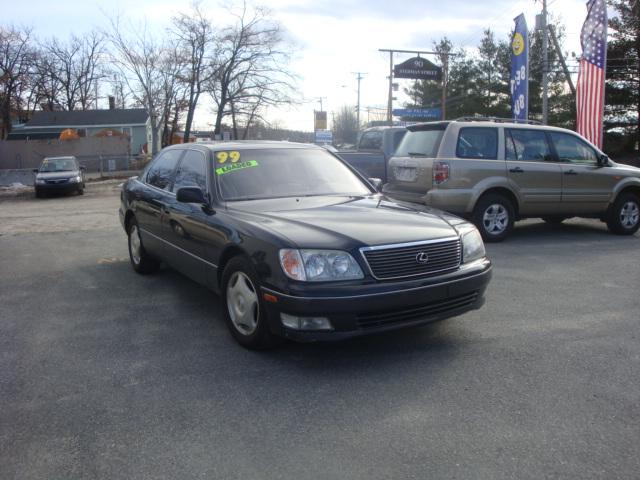 Lexus LS 400 1999 photo 4