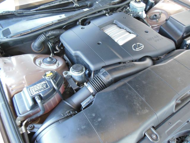 Lexus LS 400 1999 photo 16