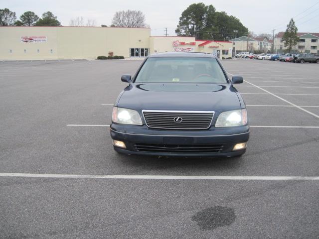 Lexus LS 400 1999 photo 1