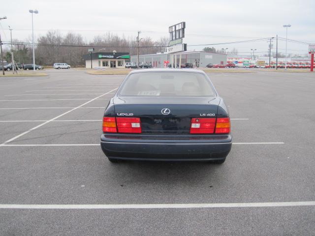 Lexus LS 400 1999 photo 3