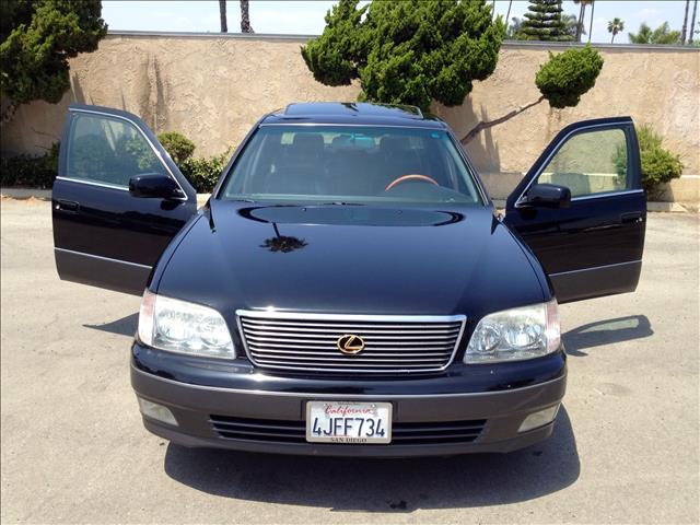 Lexus LS 400 2000 photo 33