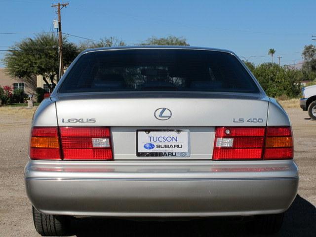 Lexus LS 400 2000 photo 5