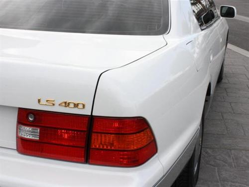 Lexus LS 400 2000 photo 2