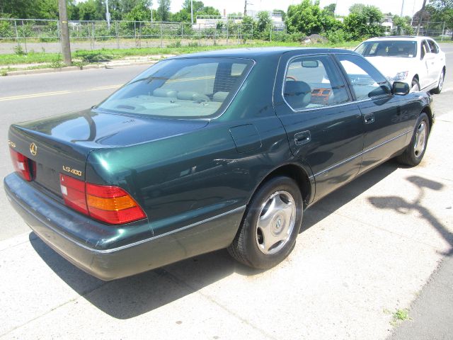 Lexus LS 400 2000 photo 19